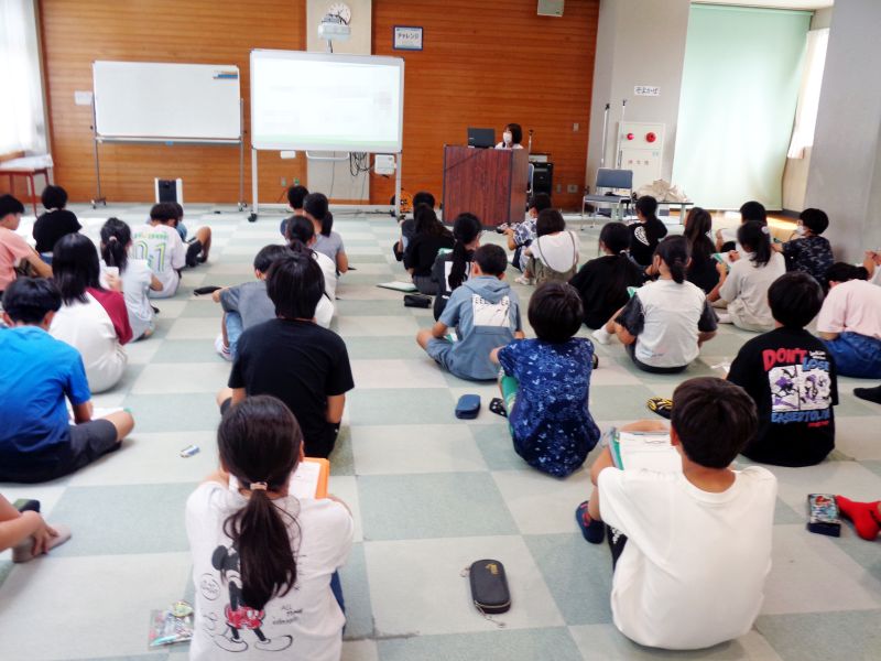 小学校でおこなった看護の出前授業