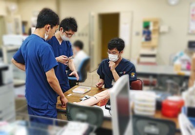 令和6年度 医局での光景